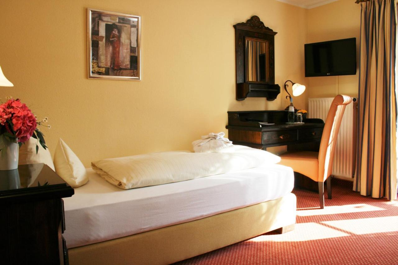 Hotel Allgaeuer Hof Оберштауфен Экстерьер фото