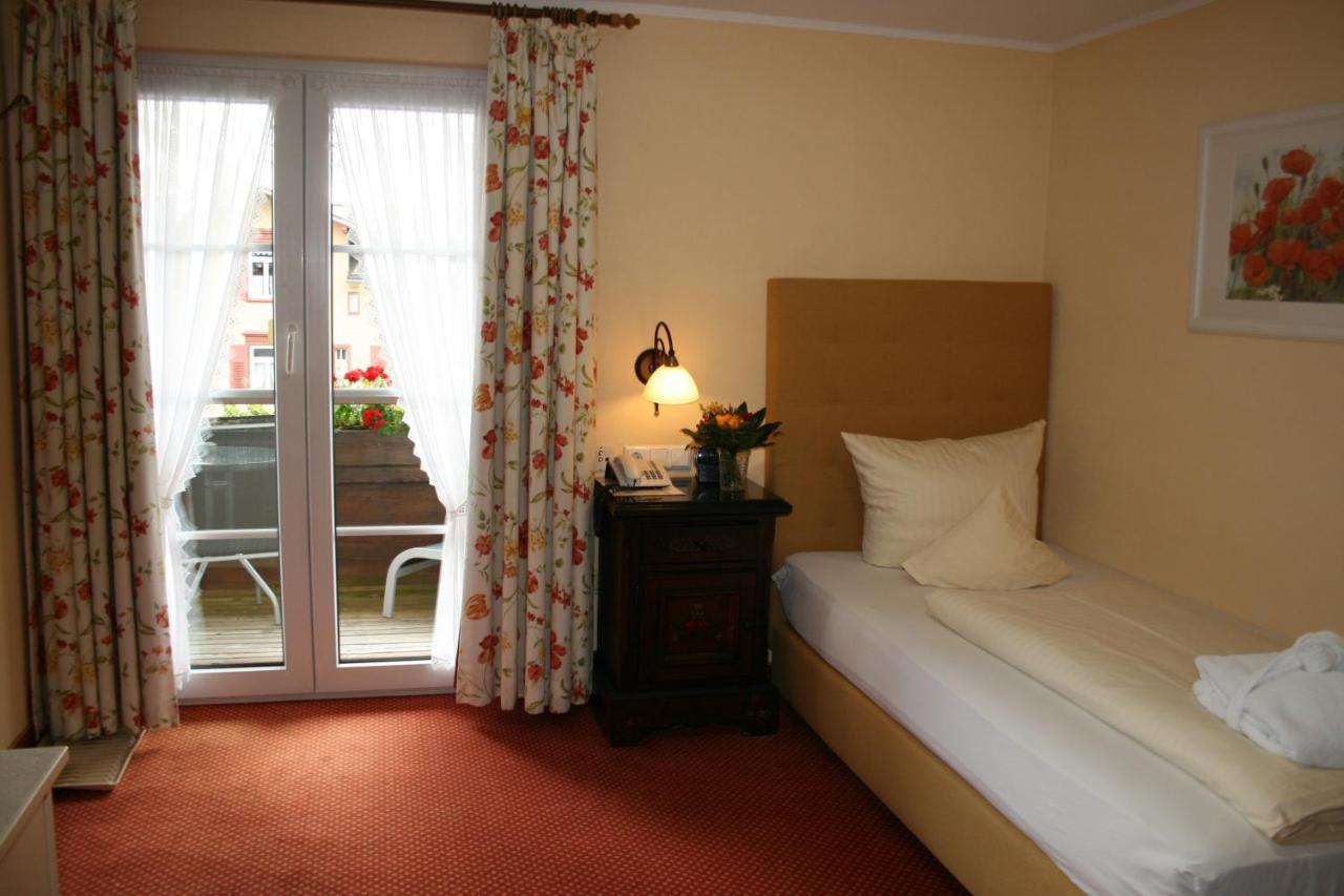 Hotel Allgaeuer Hof Оберштауфен Экстерьер фото