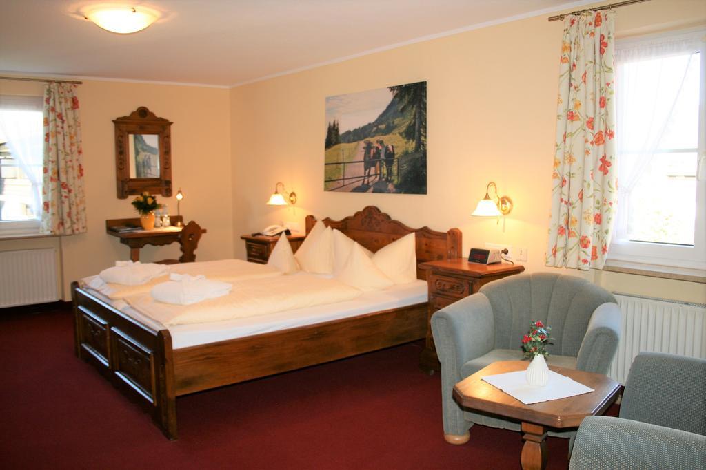 Hotel Allgaeuer Hof Оберштауфен Экстерьер фото